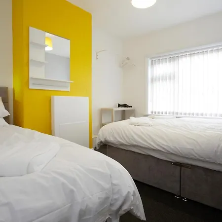 Holiday home Stylish Twist Townhouse